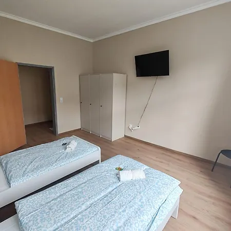 Stylish 1-bedroom For Rent - Location Lejlighed Essen