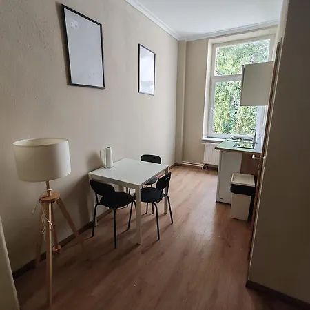 Stylish 1-bedroom For Rent - Location Lejlighed